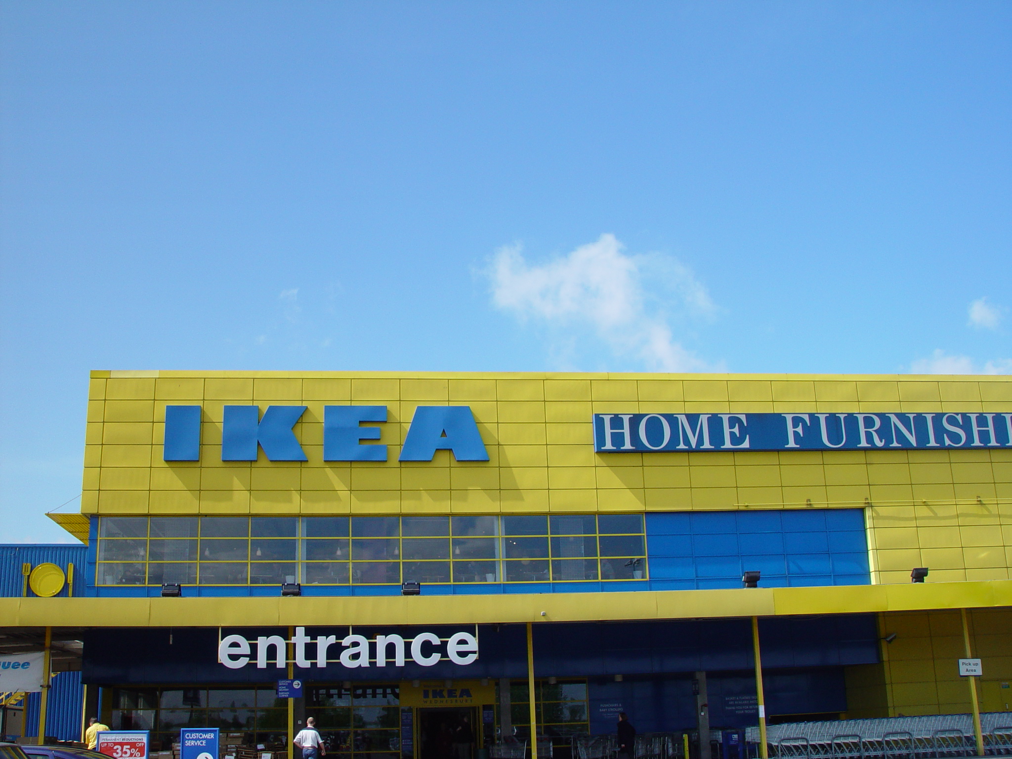 London IKEA in 2003