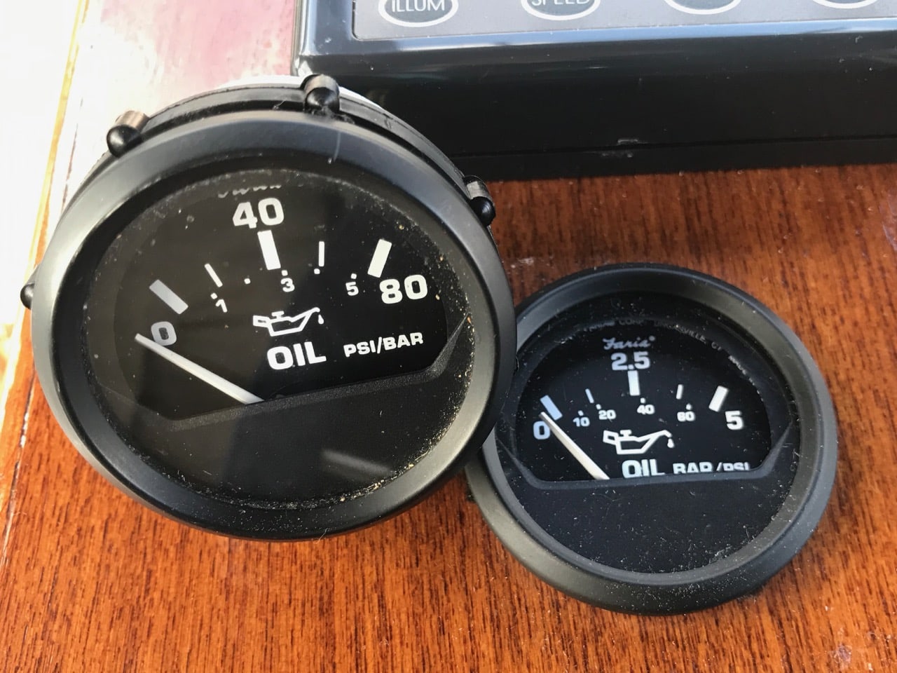 New gauge installed with the old US type on the left.