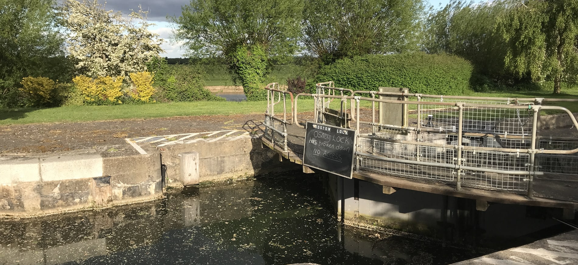 Godstow Lock reporting Osney Lock